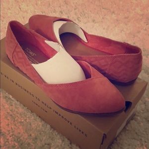 Toms flat shoes, women’s 8 Faded Rose Suede